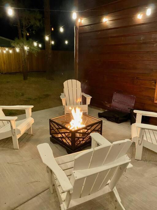 Modern Family Cabin Mins To Lake, Slopes & Hikes Big Bear City Buitenkant foto