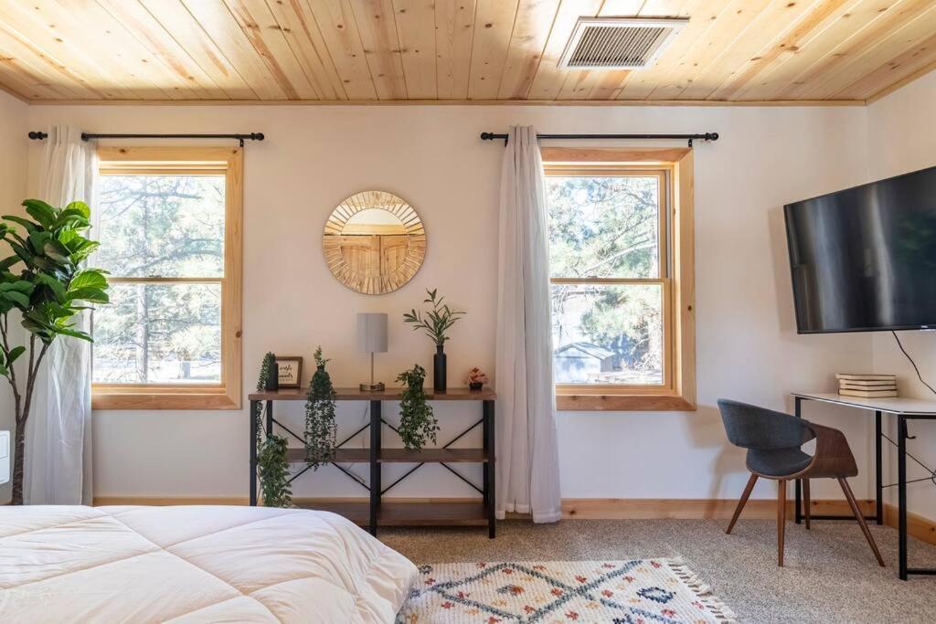 Modern Family Cabin Mins To Lake, Slopes & Hikes Big Bear City Buitenkant foto